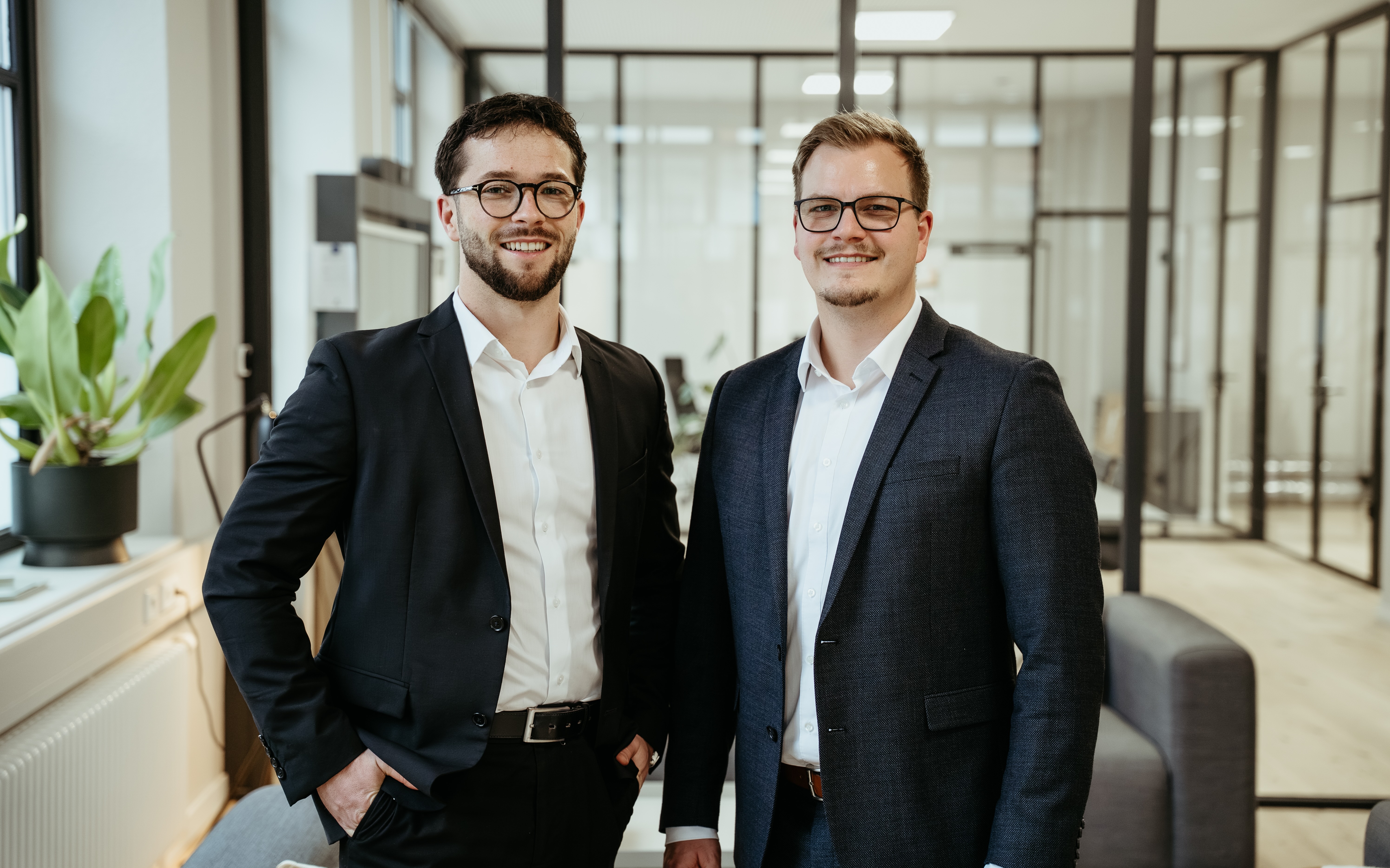 Maik T. Frank und Benedikt Westermann, Geschäftsführer der proseed GmbH — IT-Beratung für Hamburg, remote und vor Ort